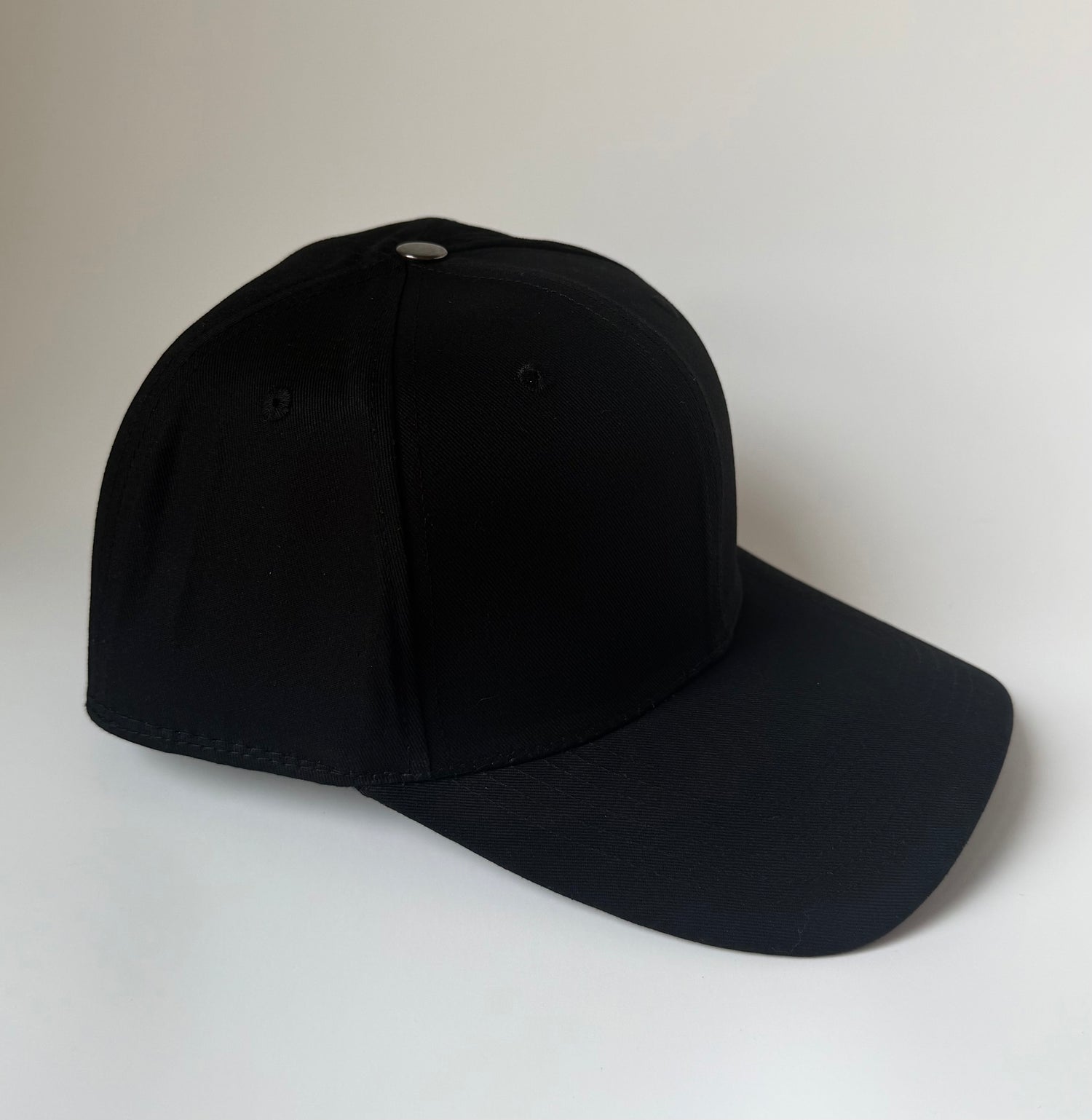 Scalp treatment cap for hair regrowth using red and near-infrared LEDs